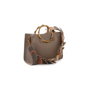 Γυναικεία &hellip;