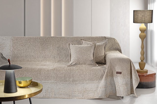 Guy Laroche Ριχτάρι Καναπέ Stamp Sand (Διθέσιος) 180x250 ,1133030125017