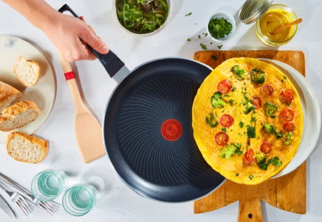 Τηγάνι από Αλουμίνιο με Αντικολλητική Επίστρωση 26cm TEFAL  C2720553