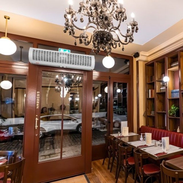 VEVOR 1.1m Επαγγελματική Αεροκουρτίνα Εσωτερικού Χώρου, 2 Ταχύτητες, 2292m³/h, UL Πιστοποίηση, Τοποθέτηση σε Τοίχο, Ανεμιστήρας Πόρτας με Διακόπτη, Εύκολη Εγκατάσταση, Χωρίς Θέρμανση SSFMJGLS42YC27WPTV2