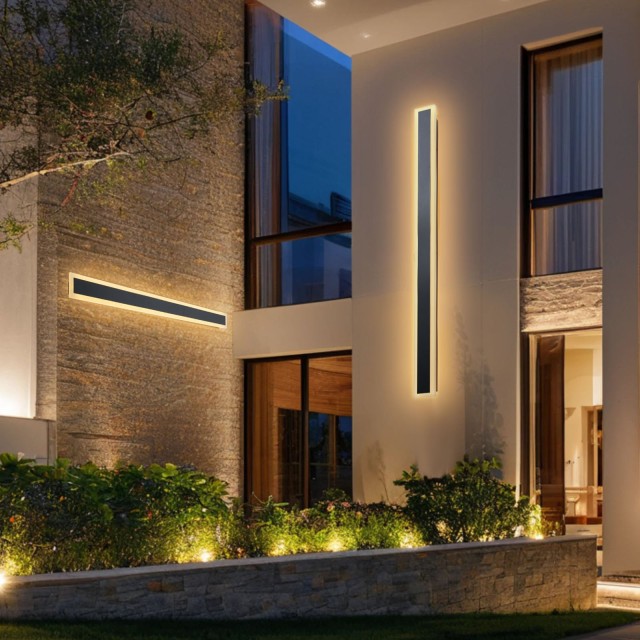 VEVOR Εξωτερικό Φωτιστικό Τοίχου 47.2 ιντσών IP65, Θερμό Λευκό 3000K HWBDBDRGBDDFRC7AI001V7