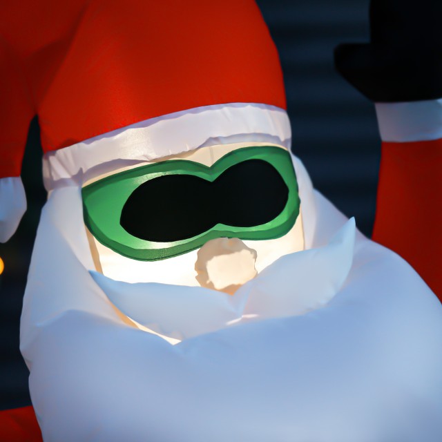 Φουσκωτός Άγιος Βασίλης με Ενσωματωμένα Φώτα HOMCOM 844-405V90