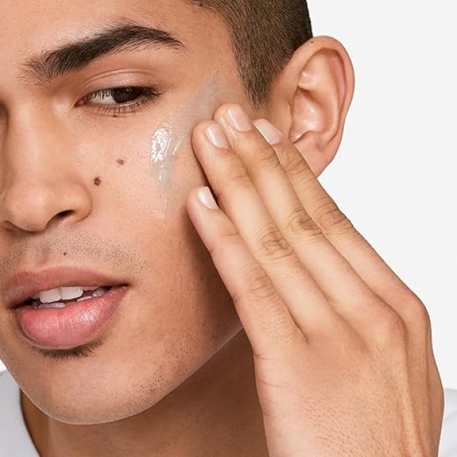 Clinique Ενυδατική Κρέμα Προσώπου Oil-Free Μέγιστης Ενυδάτωσης 72 Ωρών για Άνδρες με Υαλουρονικό Οξύ + Αλόη Βέρα, 50ml 20714993085