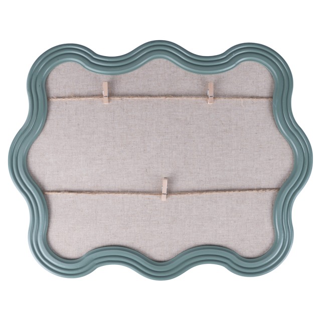 Villa DEste  Κορνίζα τοίχου για φωτογραφίες από MDF ξύλο, 2 νήματα από λινό σπάγκο και μανταλάκια, με σκούρο πράσινο κυματιστό περίγραμμα Memories 2188521