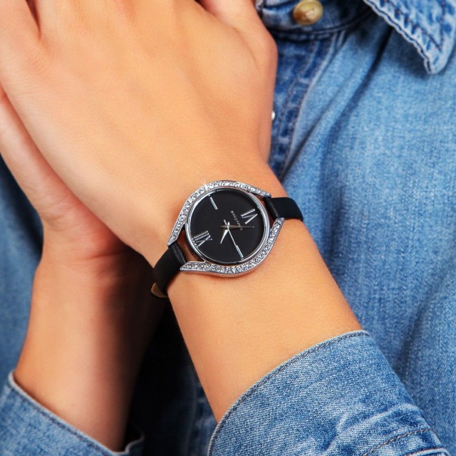 So Charm Ρολόι με μπρασελέ διακοσμημένο με Κρύσταλλα Swarovski, Μαύρο MF431-NOIR-SWARO