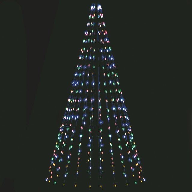 Kooper Mantello 400 μίνι LED πολύχρωμο 16 stringhe ύψος 250 εκ. 8 παιχνίδια φωτός εξωτερικής χρήσης Santas House by Kooper 5921258