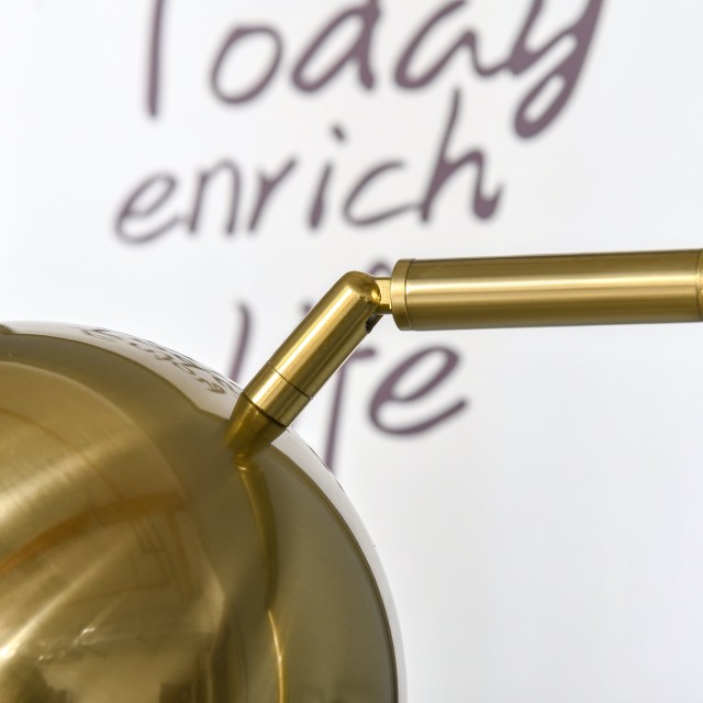 HOMCOM Μοντέρνο φωτιστικό δαπέδου με στρογγυλό φωτιστικό δαπέδου και ρυθμιζόμενη σκίαση Vintage φωτιστικό σαλονιού και υπνοδωματίου - Χρυσό B31-309